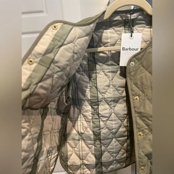 NWT Barbour Monroe Quilted Jacket - Picture 4 of 8